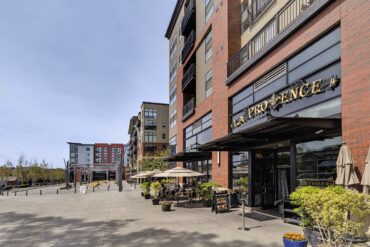 La Provence Exterior in Jerry Willey Plaza